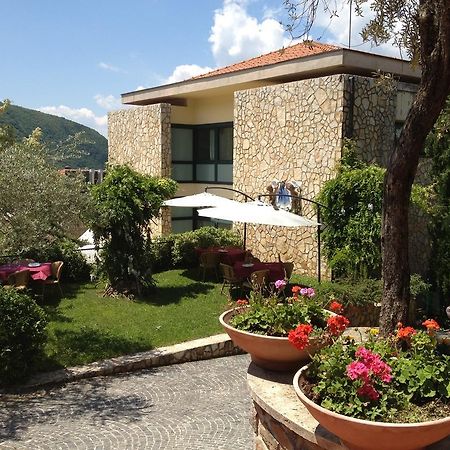 Solofra Palace Hotel & Resort Esterno foto