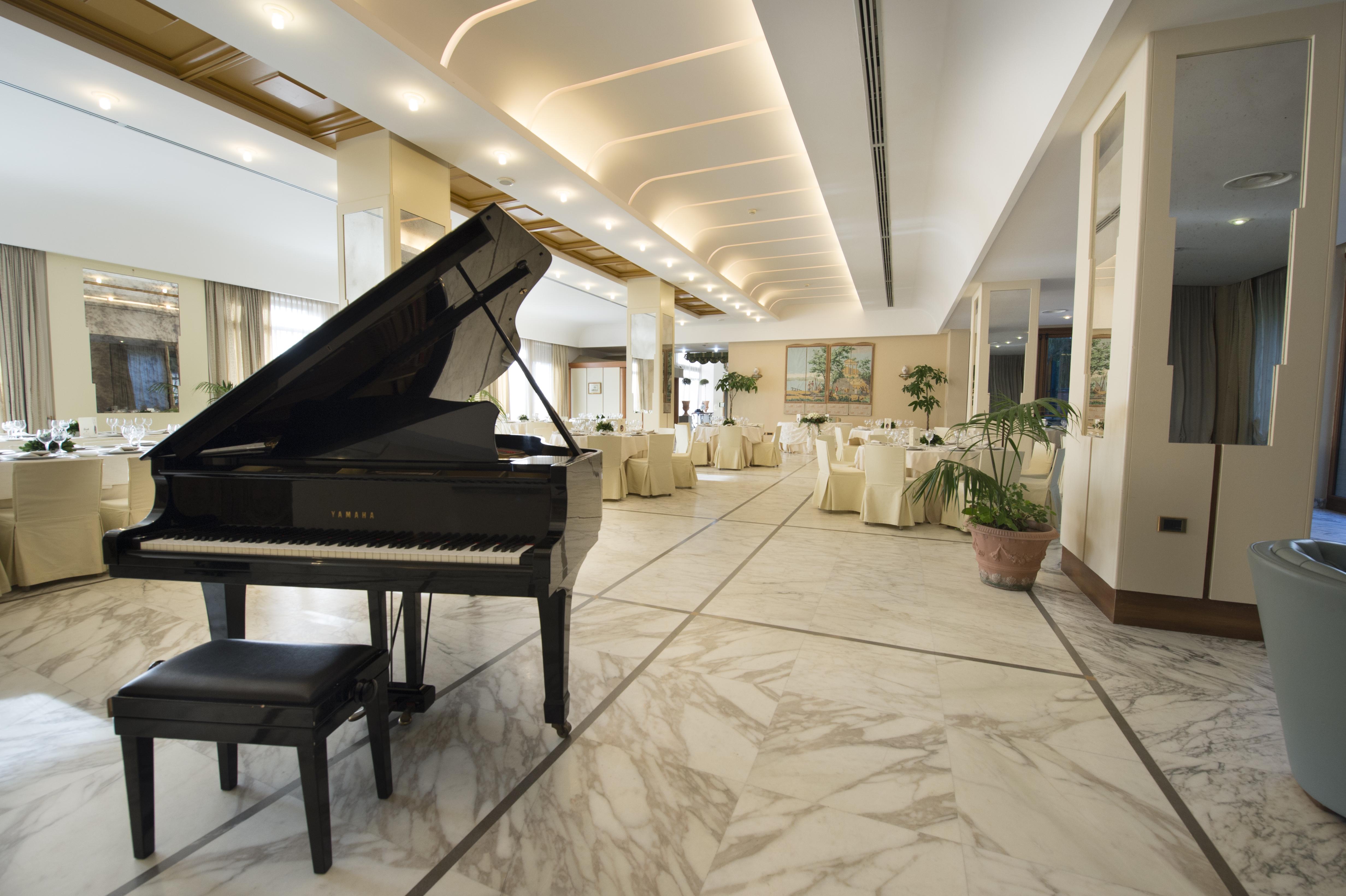 Solofra Palace Hotel & Resort Esterno foto