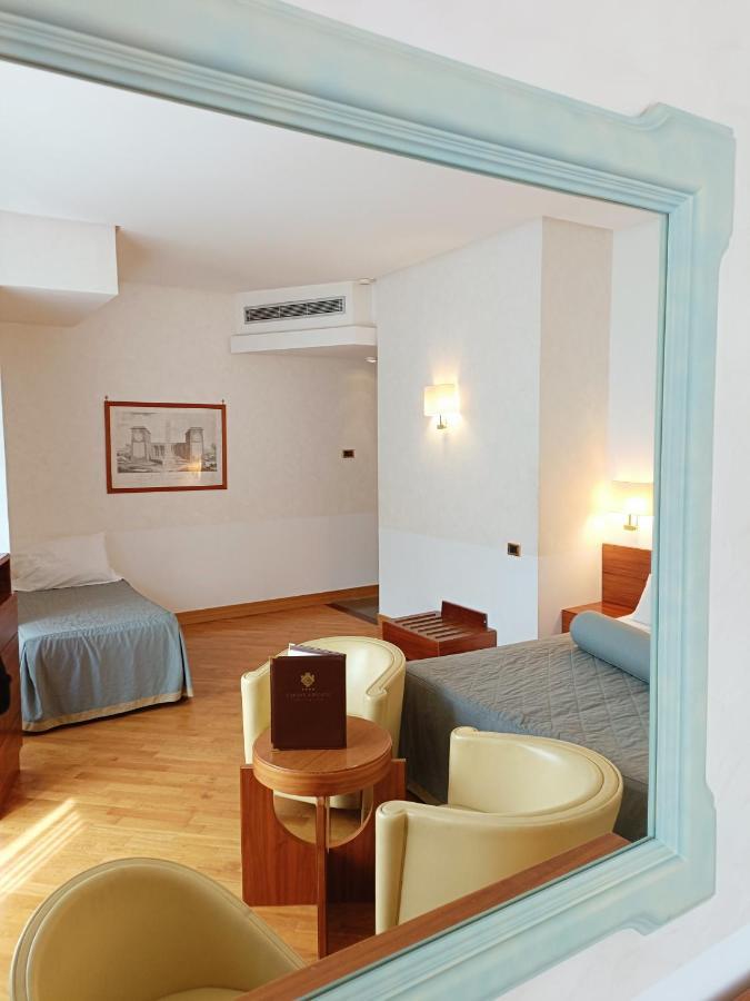 Solofra Palace Hotel & Resort Esterno foto