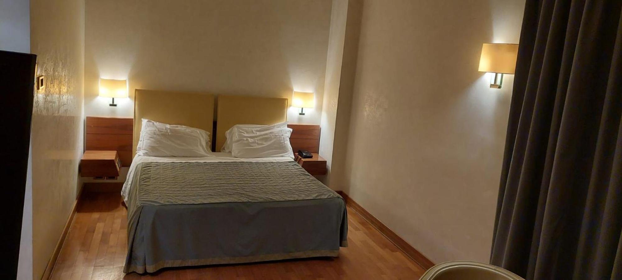 Solofra Palace Hotel & Resort Esterno foto