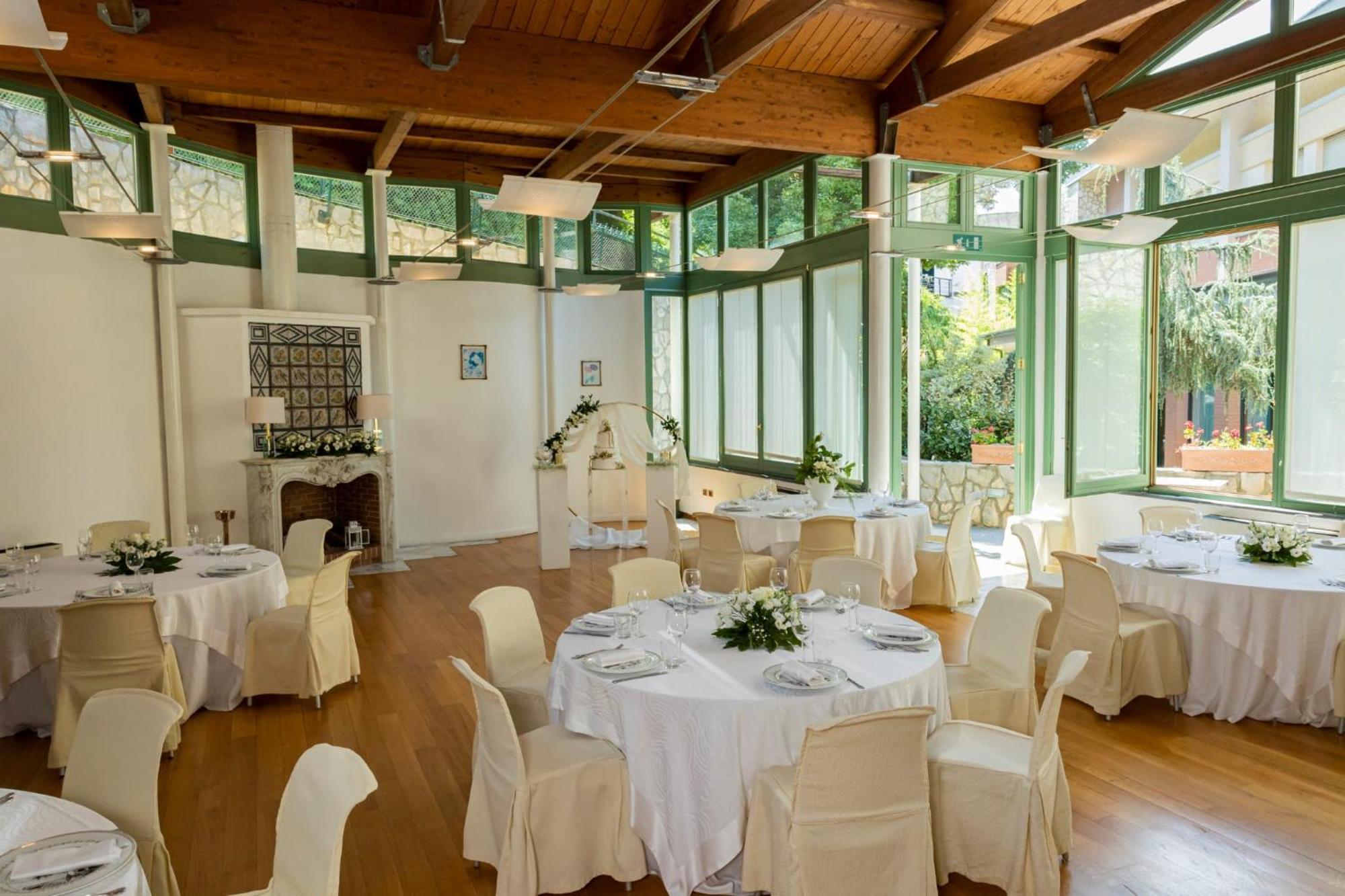 Solofra Palace Hotel & Resort Esterno foto